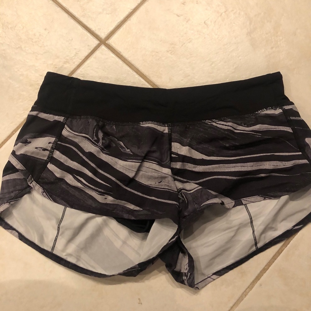 Lululemon speed up short